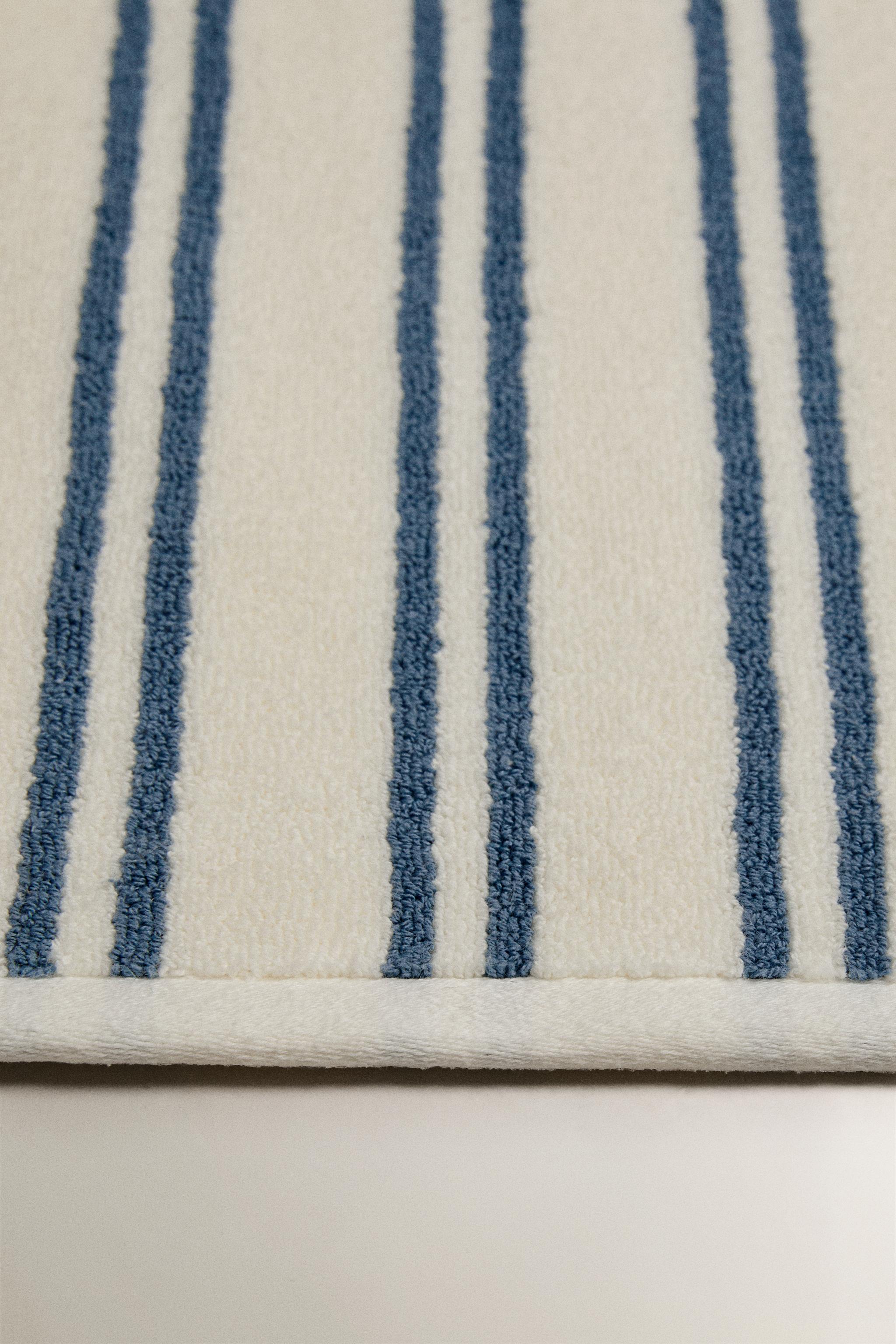 DOUBLE STRIPE BATH MAT
